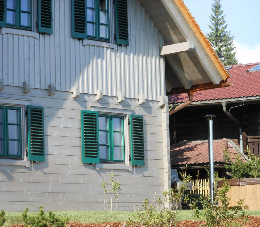 loghouse blockhaus gebeizt